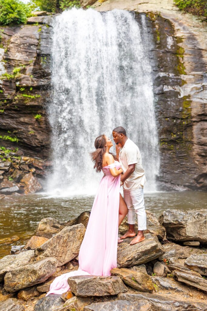 waterfall maternity session at Looking Glass Falls