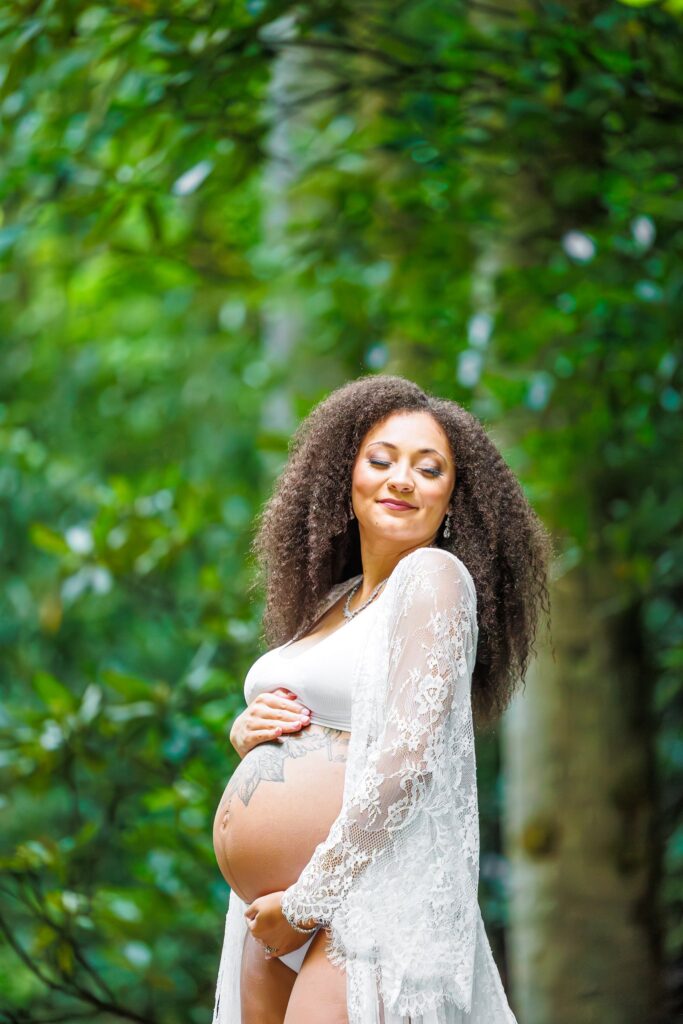 waterfall maternity session at Looking Glass Falls
