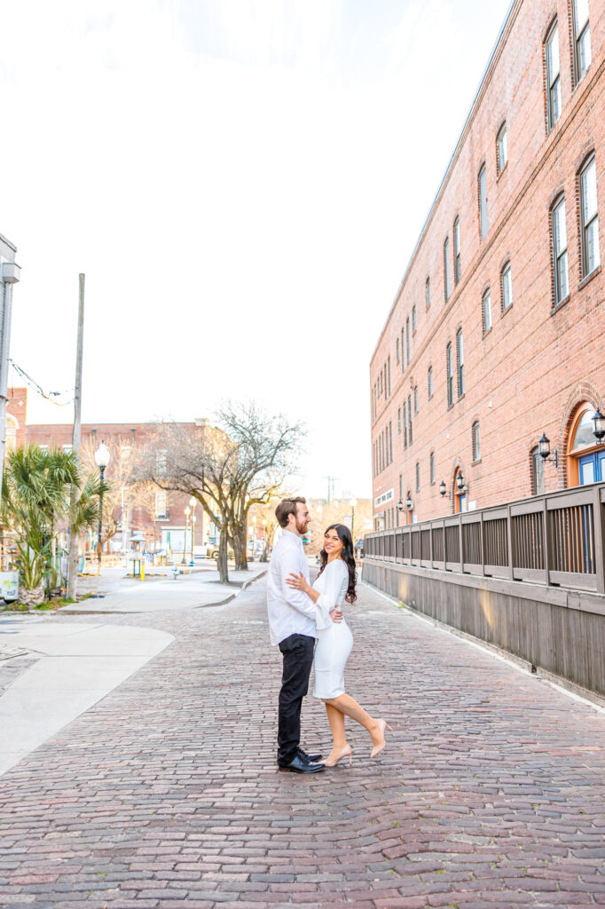 downtown wilmington engagement session